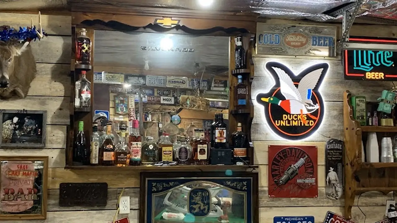 Consignment store in Long Lake, Michigan: Sage Lake Wild