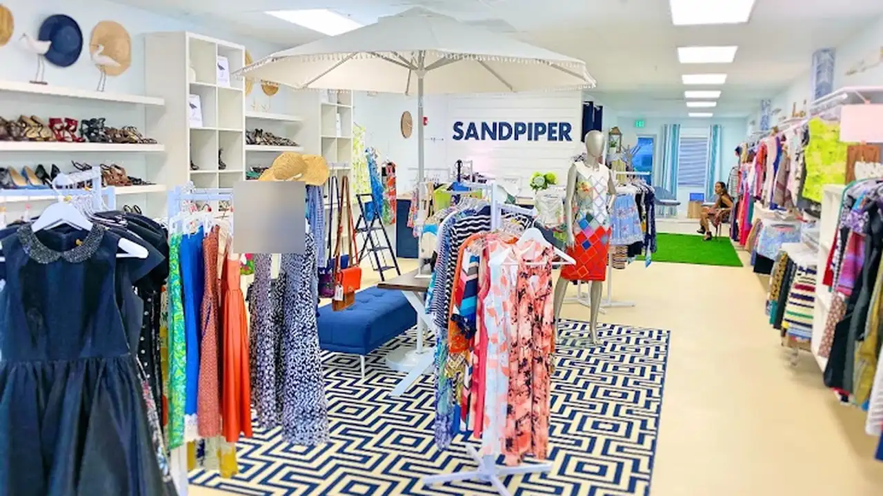 Consignment store in St Augustine Beach, Florida: SANDPIPER