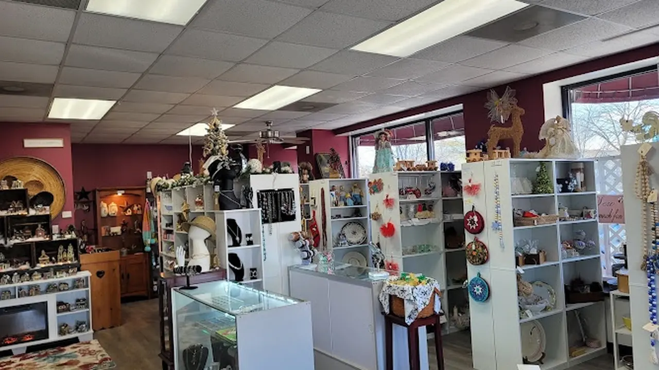 Consignment store in Winchester, Virginia: Sassy but Classy Boutique