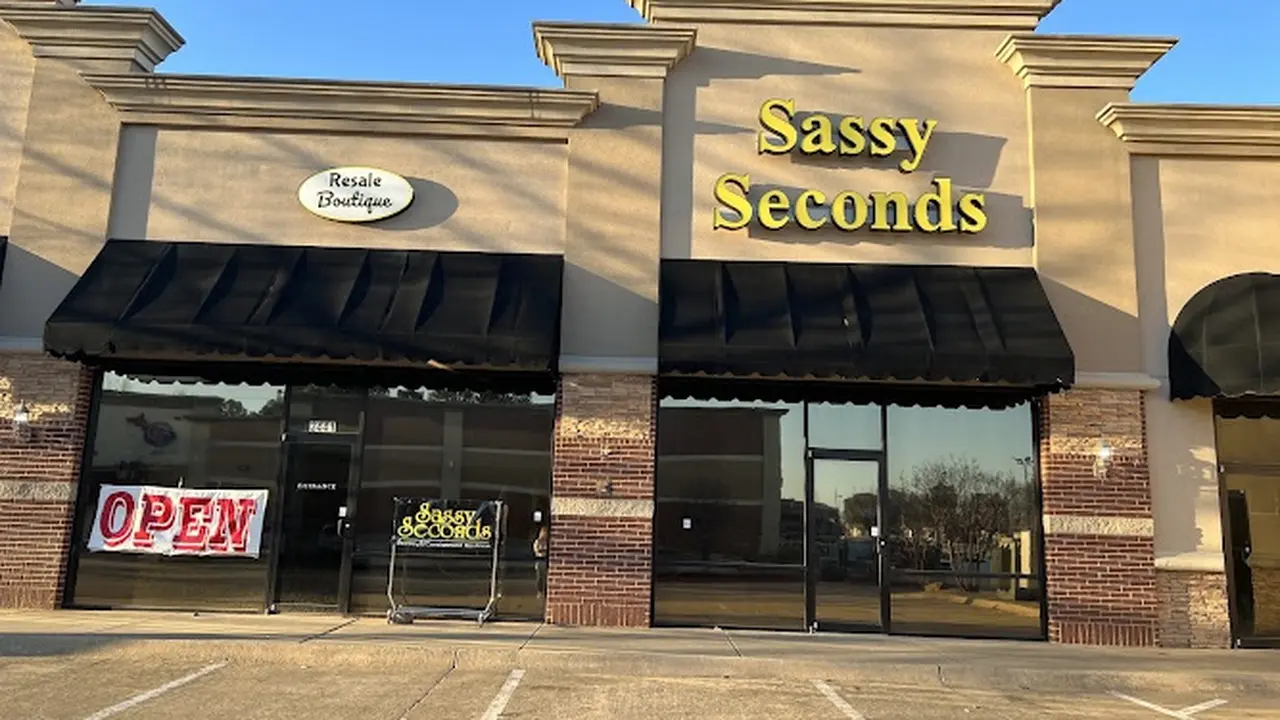 Consignment store in Texarkana, Texas: Sassy Seconds Resale and consignment
