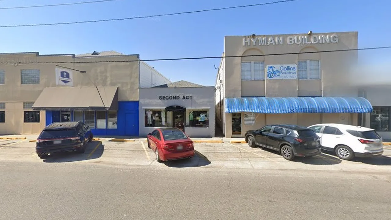 Consignment store in Metairie, Louisiana: Second Act