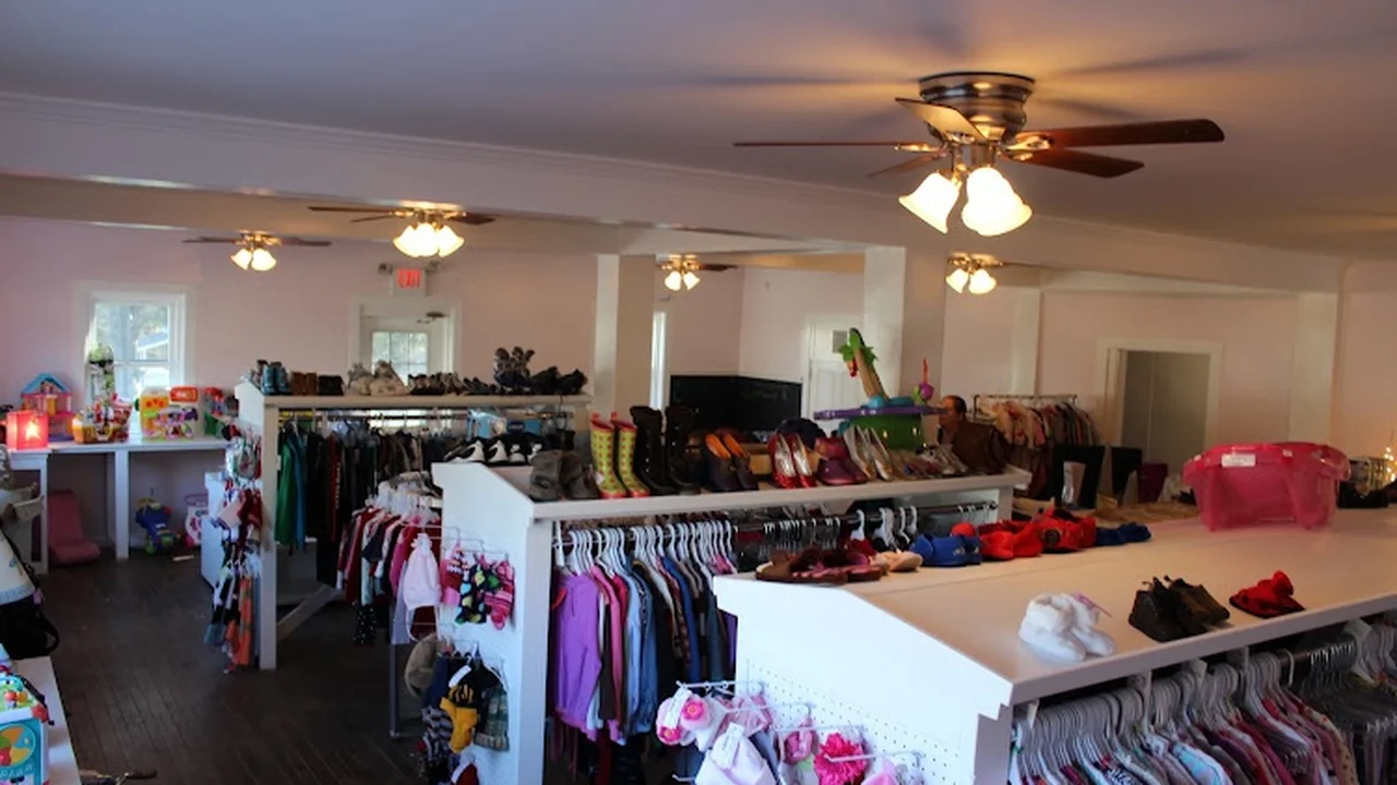 Consignment store in Parkesburg, Pennsylvania: Second Chance Consignment