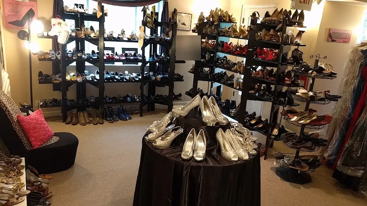 Consignment store in White House, Tennessee: Second Chances Consignment Boutique