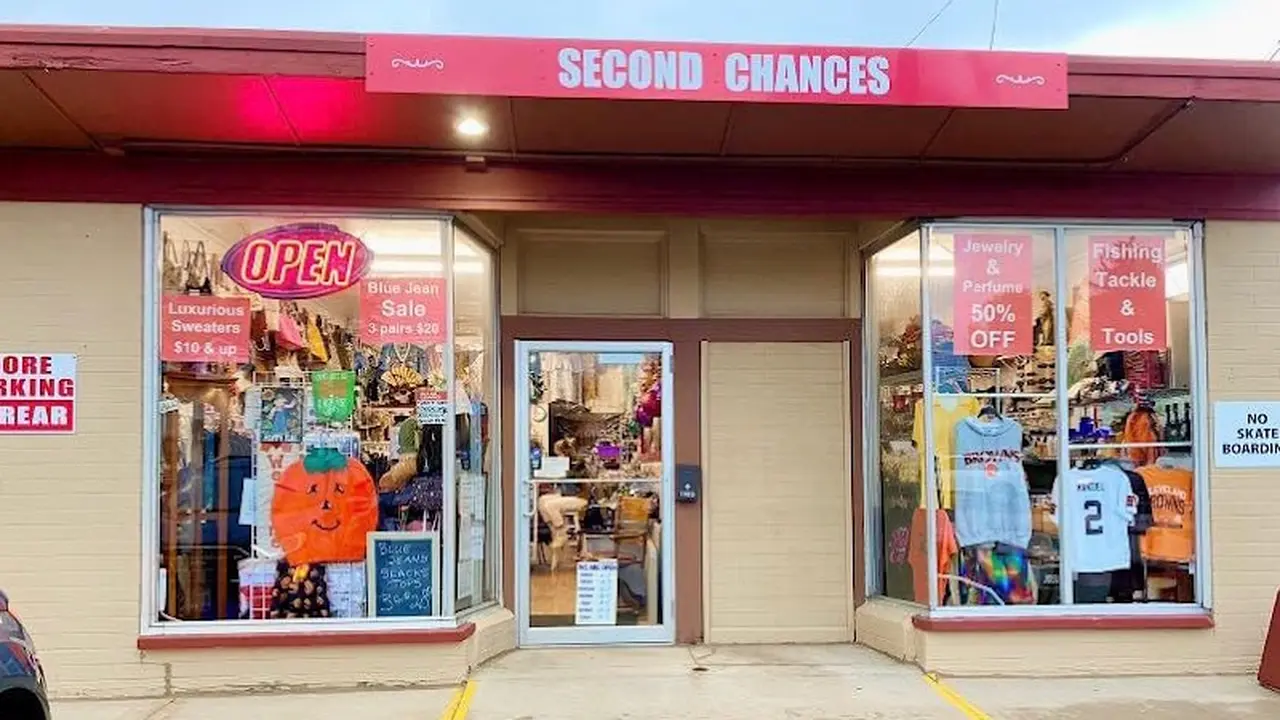 Consignment store in North Ridgeville, Ohio: Second Chances Consignment Thrift Shop