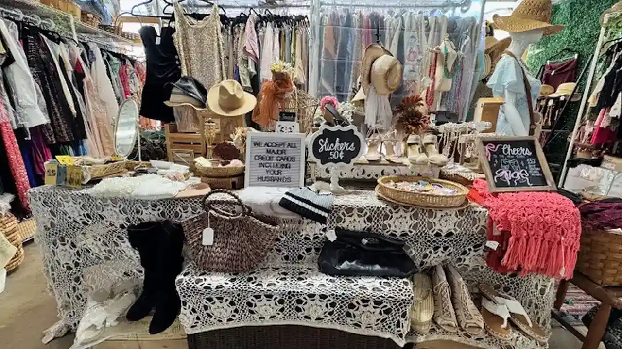 Consignment store in Belleview, Florida: Second Styled