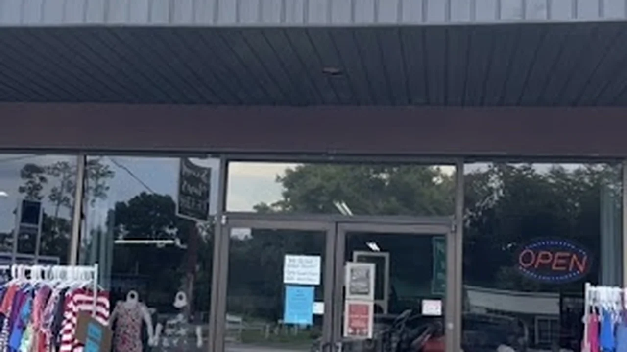 Consignment store in Bronson, Florida: Second Time's a Charm
