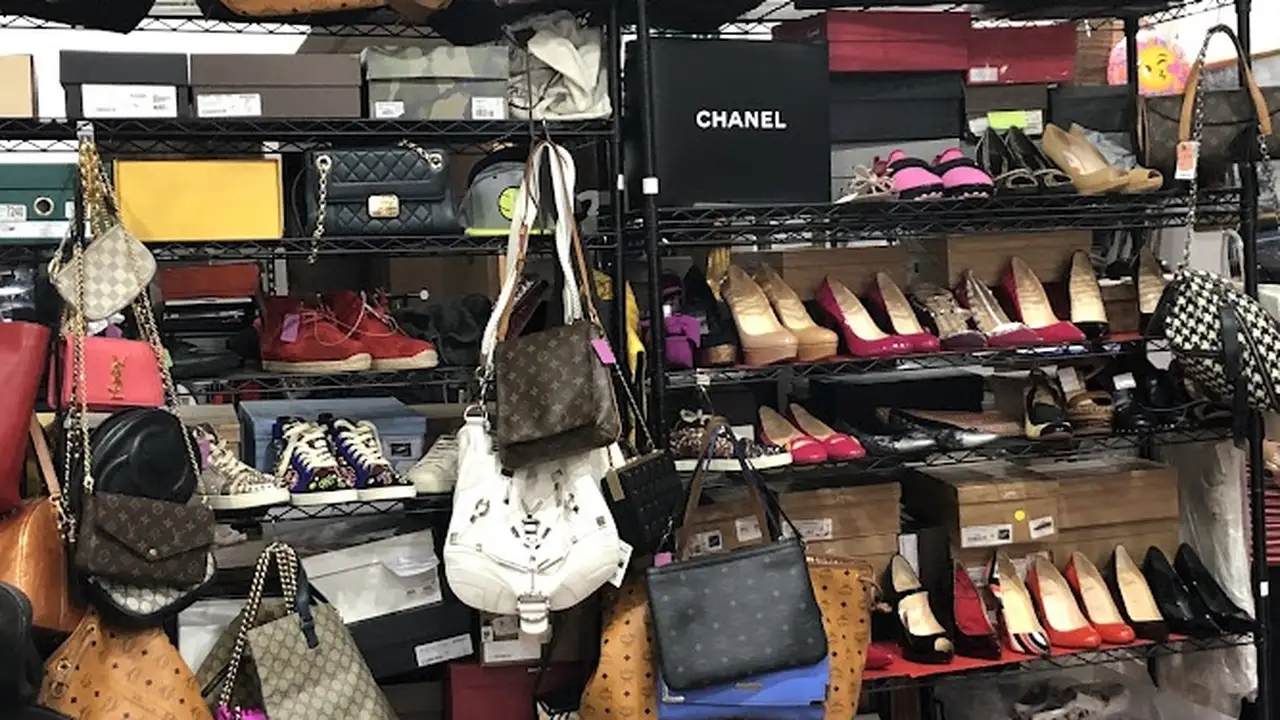 Consignment store in Jamaica, New York: Sell My Handbag