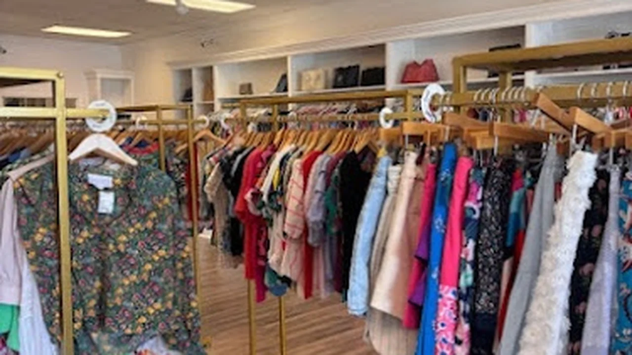 Consignment store in Greenville, North Carolina: Serendipity