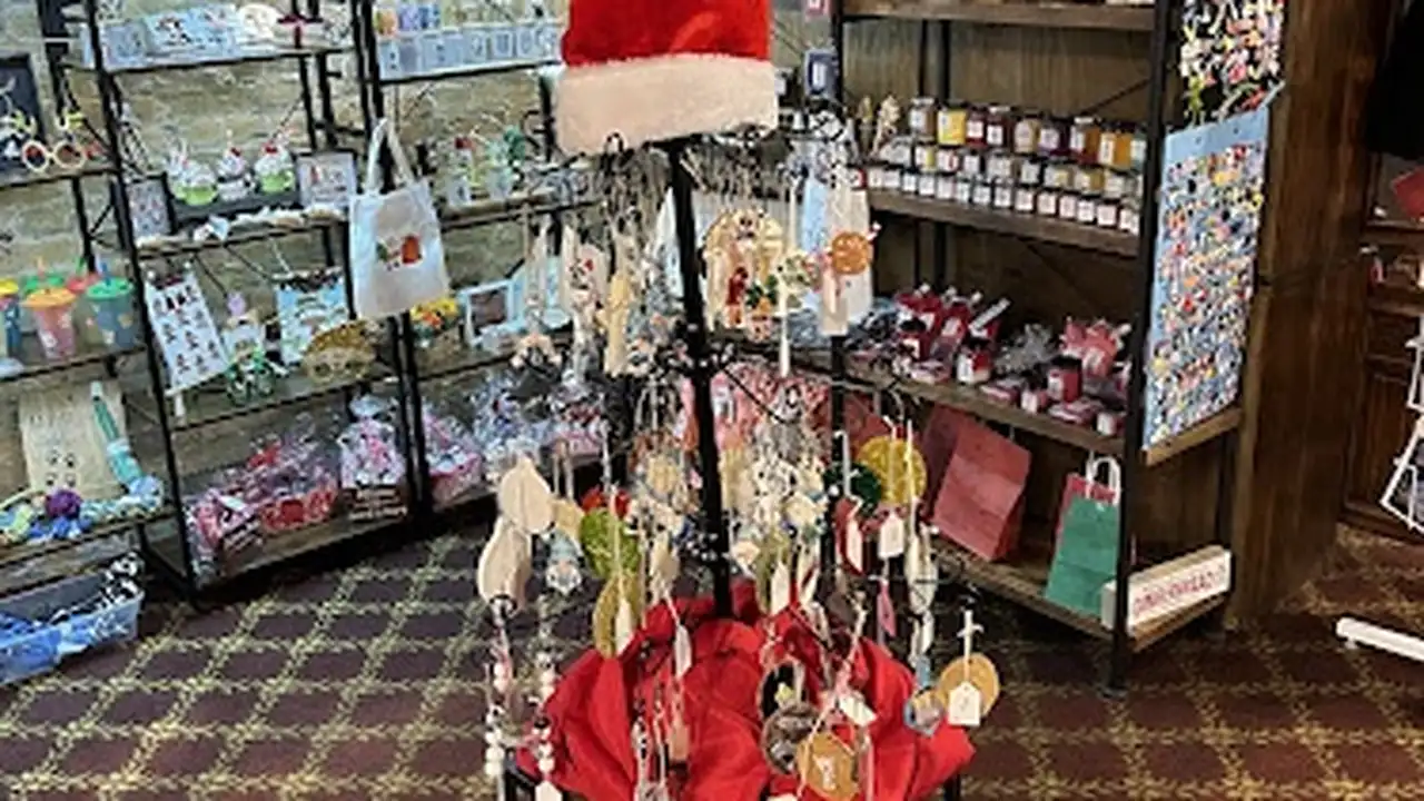 Consignment store in Sheboygan Falls, Wisconsin: SHEBOYGAN FALLS MARKETPLACE