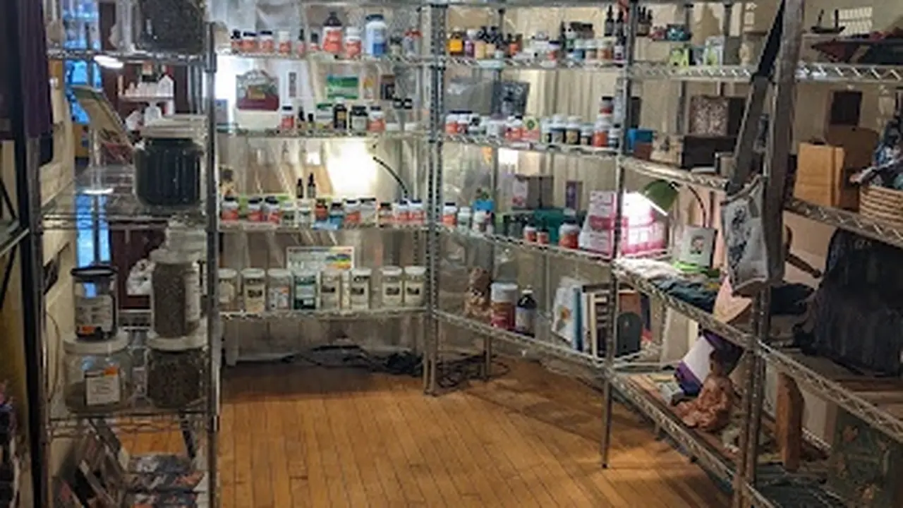 Consignment store in Racine, Wisconsin: Sheepish