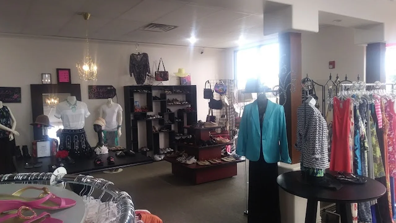 Consignment store in Prescott Valley, Arizona: SMARTgirls Resale Fashion