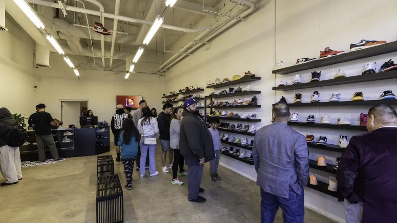 Consignment store in Azusa, California: Sneaker Soufflé
