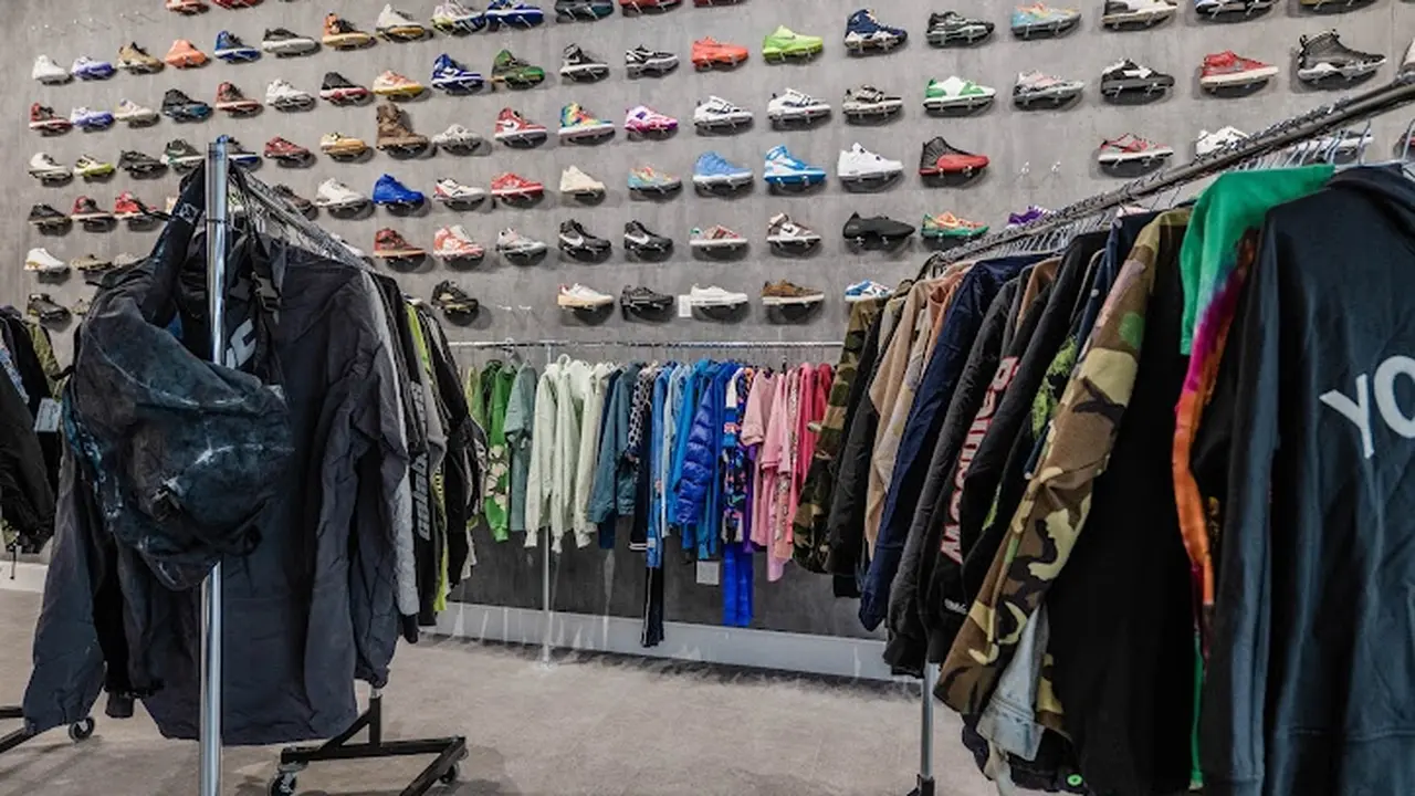 Consignment store in Cincinnati, Ohio: Sole Revival