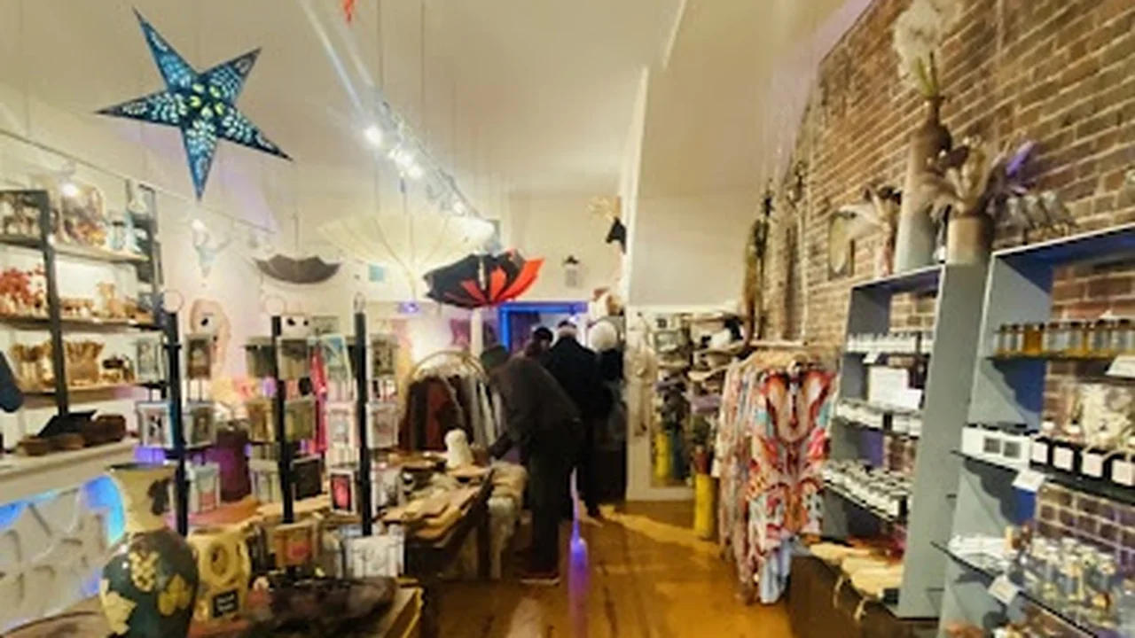 Consignment store in Nevada City, California: Solstice