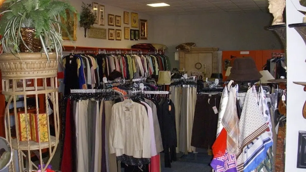 Consignment store in Chicago, Illinois: Sophie's Closet