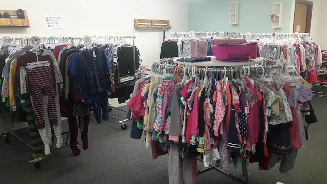 Consignment store in Burlington, Washington: Sprouts Clothing & More