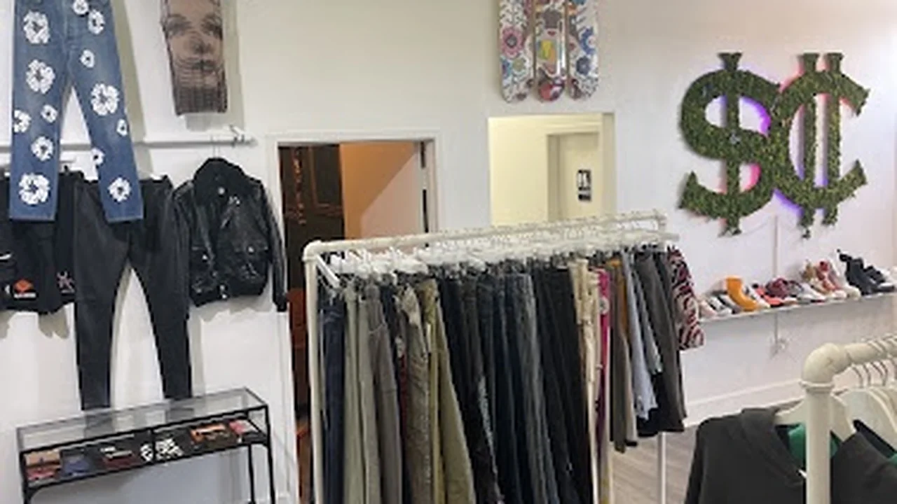 Consignment store in Charlotte, North Carolina: Street Commerce