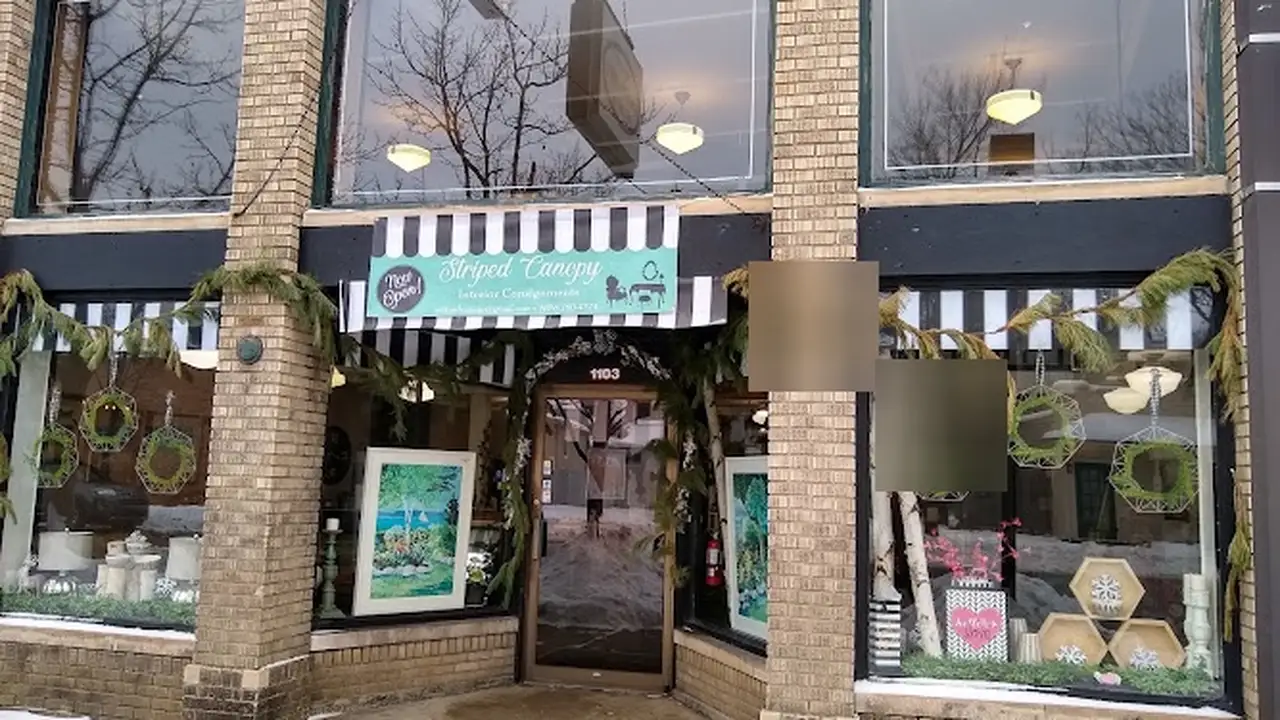 Consignment store in Bay City, Michigan: Striped Canopy Consignments