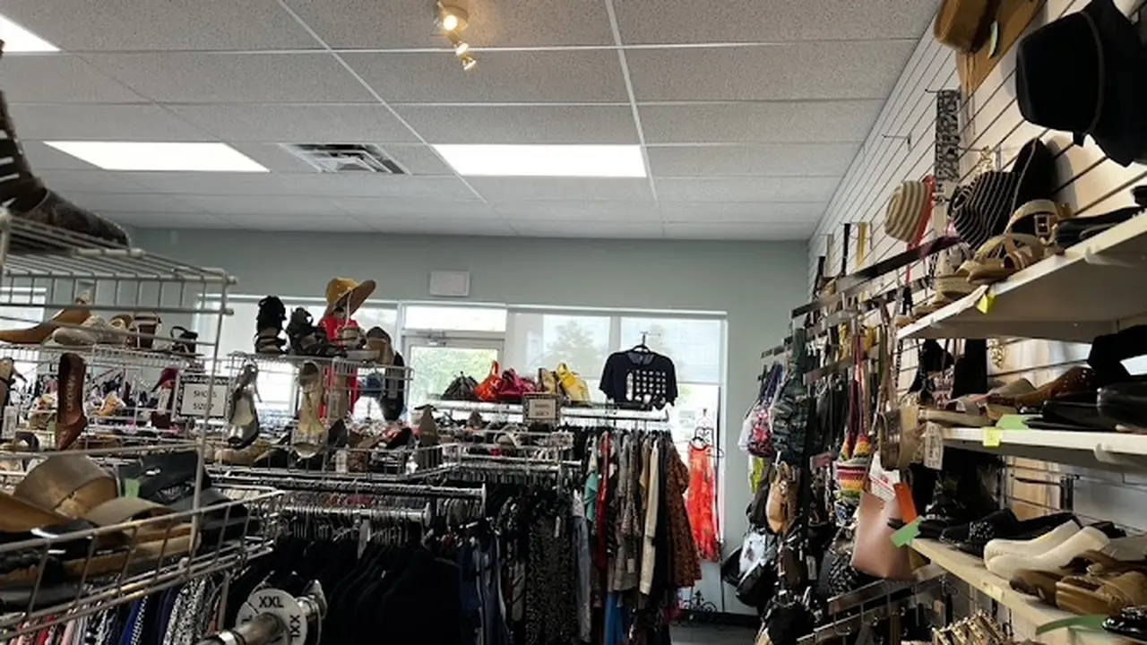 Consignment store in Rockledge, Florida: Suntree Consignment Boutique