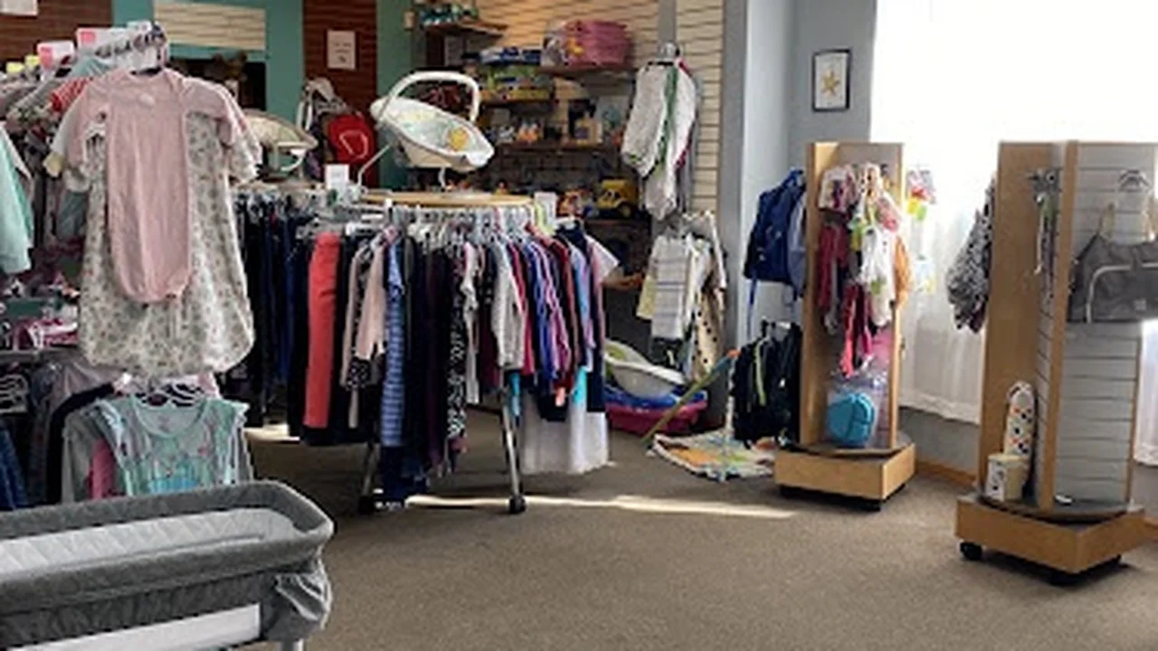 Consignment store in Amery, Wisconsin: Sweet Child of Mine