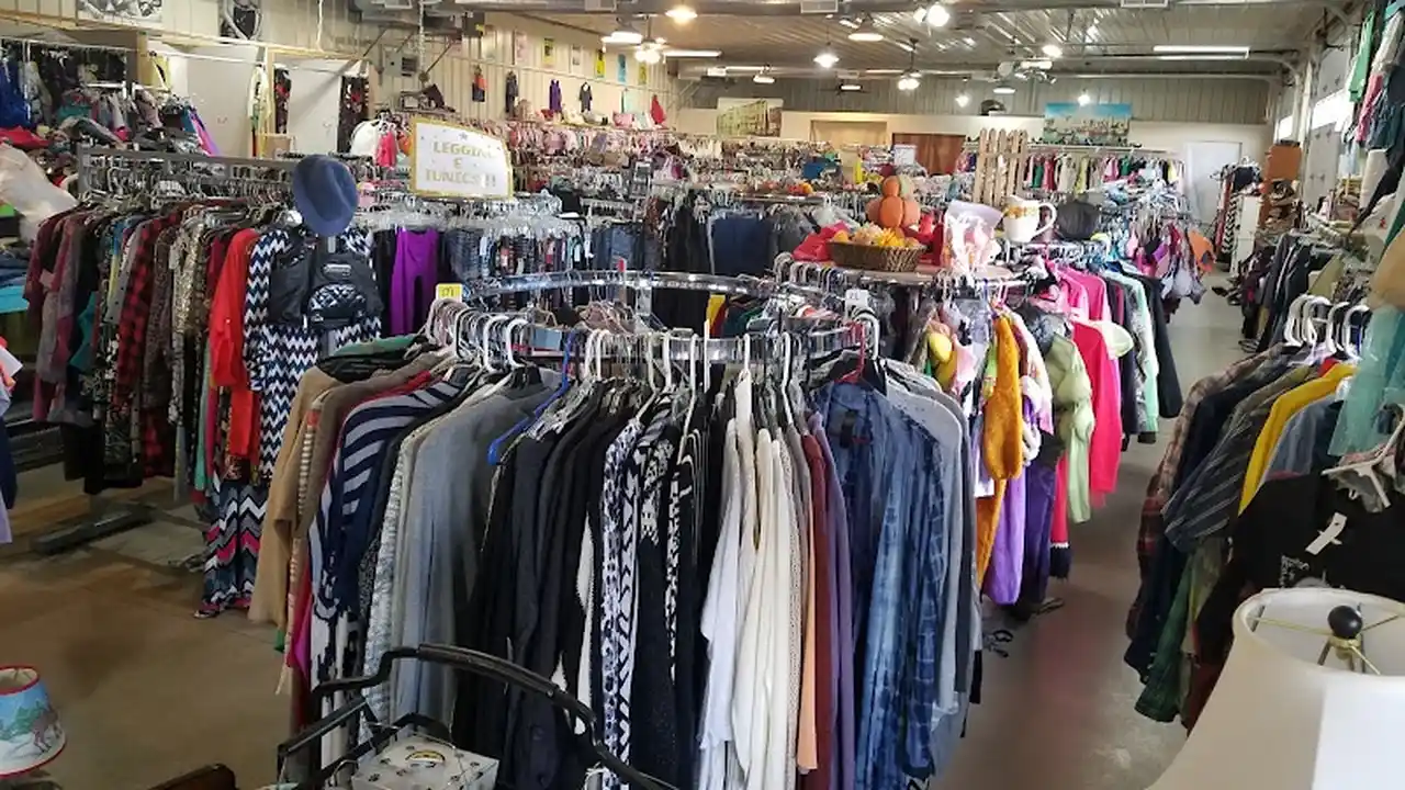 Consignment store in Vandalia, Illinois: Sweet Peas Consignment