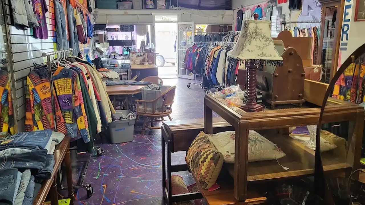 Consignment store in Bryan, Texas: Sweet Repeat Resale