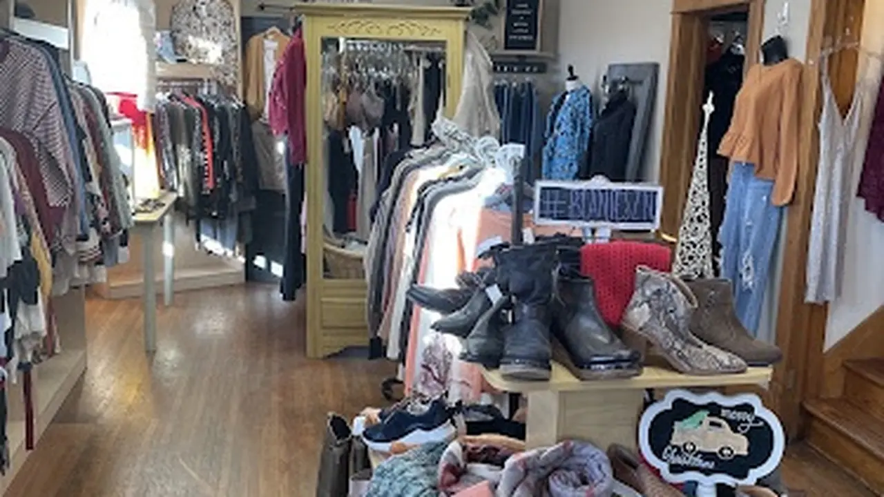 Consignment store in Spearfish, South Dakota: Sweet Repeat