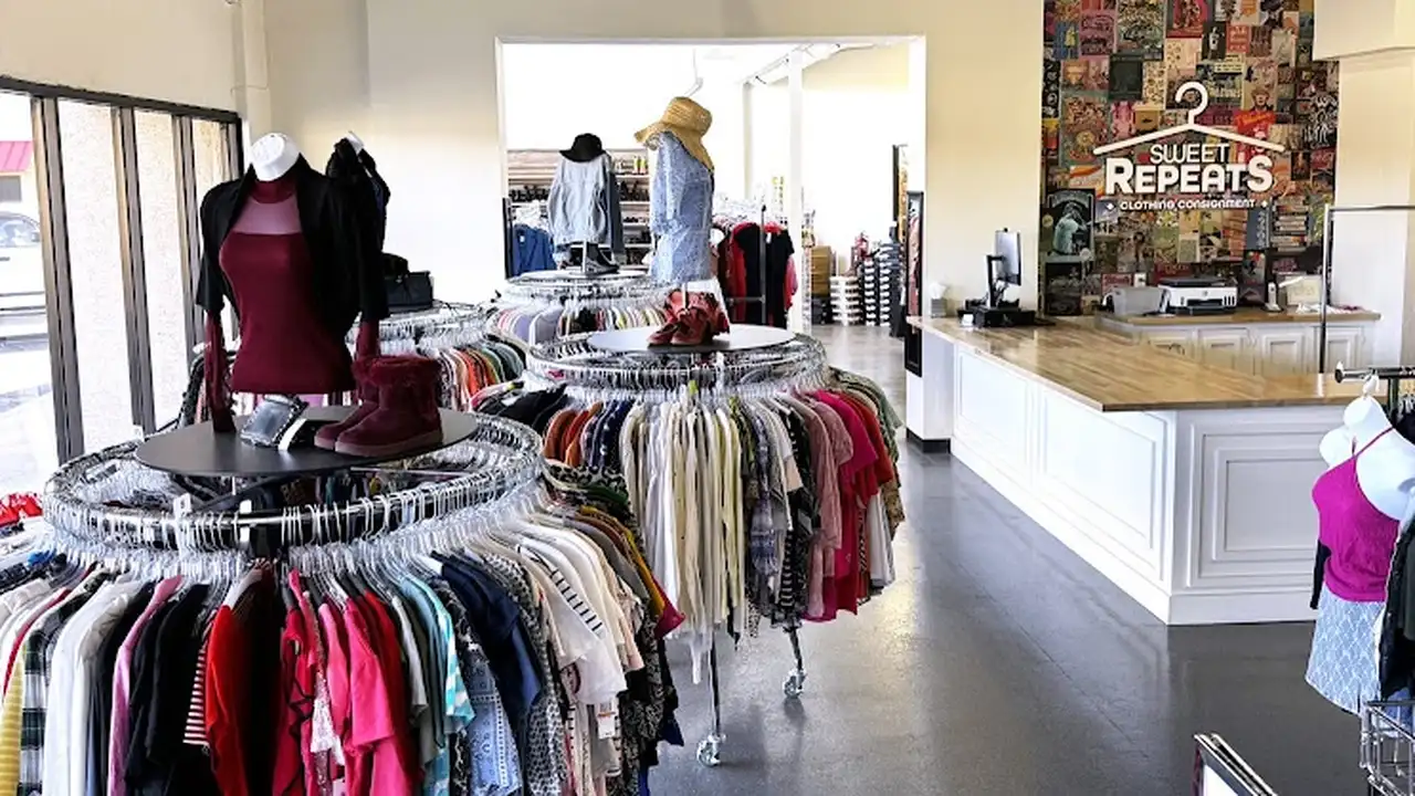 Consignment store in Tempe, Arizona: Sweet Repeats Clothing Consignment