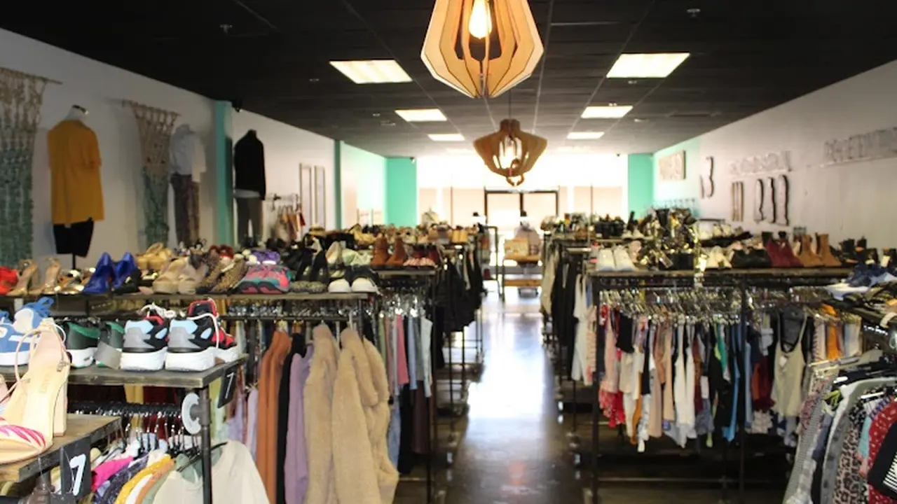 Consignment store in Long Beach, California: Tattered