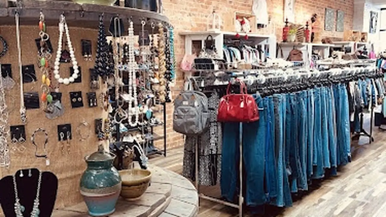 Consignment store in Marion, North Carolina: The Closet Cleanout