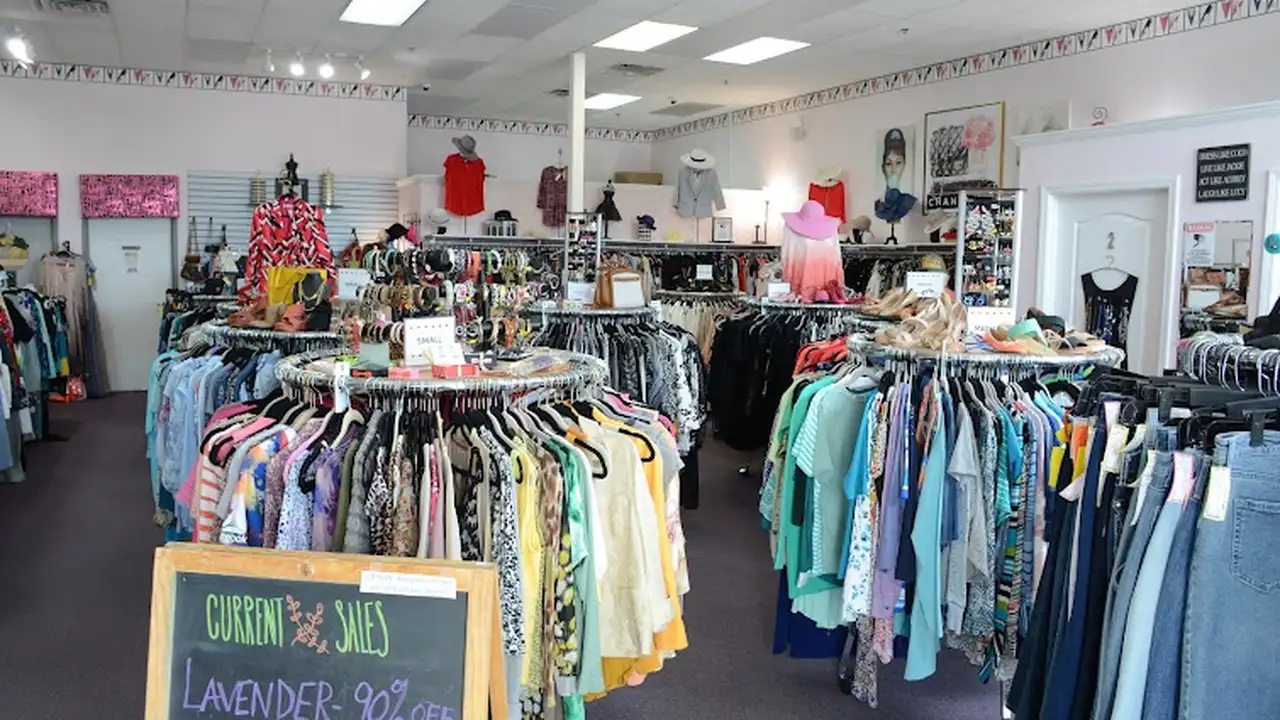 Consignment store in Valparaiso, Indiana: The Closet Exchange