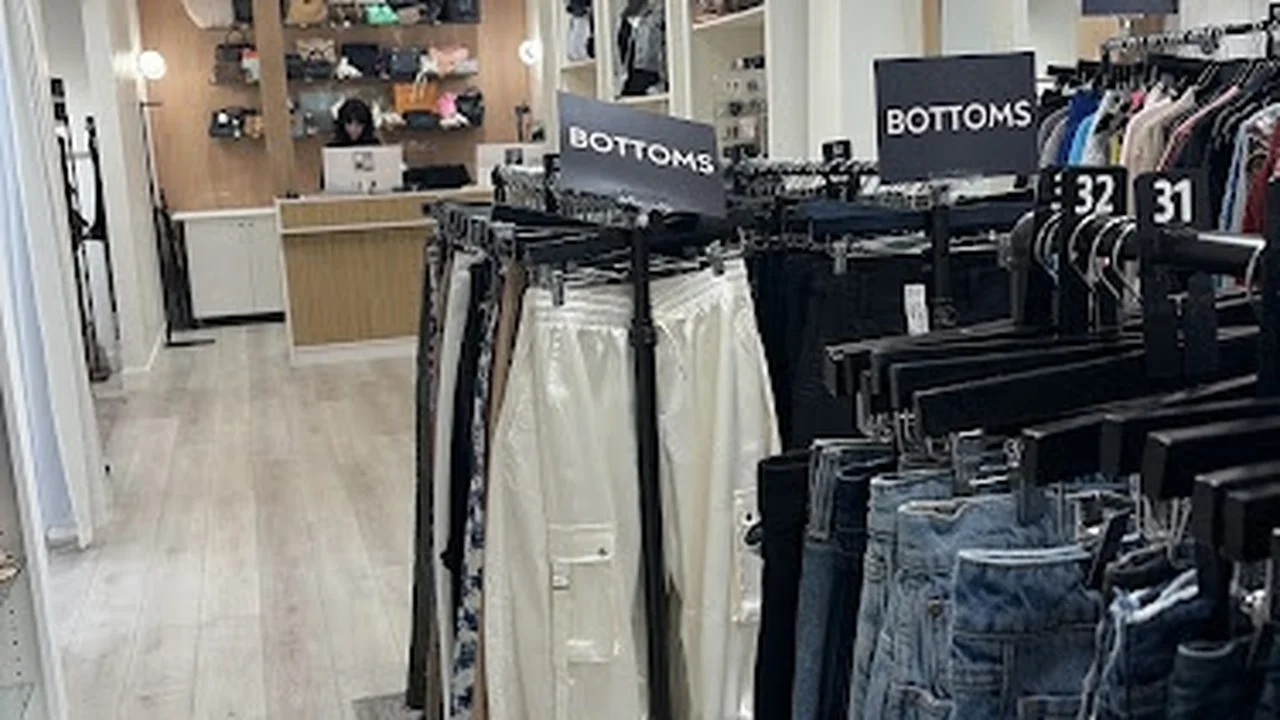 Consignment store in Studio City, California: The Closet Trading Co.