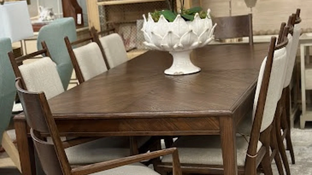 Consignment store in Mt Pleasant, South Carolina: The Coleman Collection