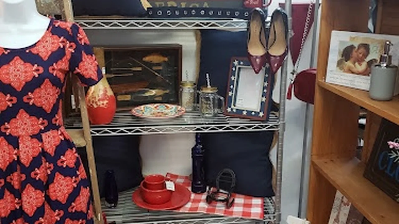 Consignment store in Clinton, New York: The Consignment Chick