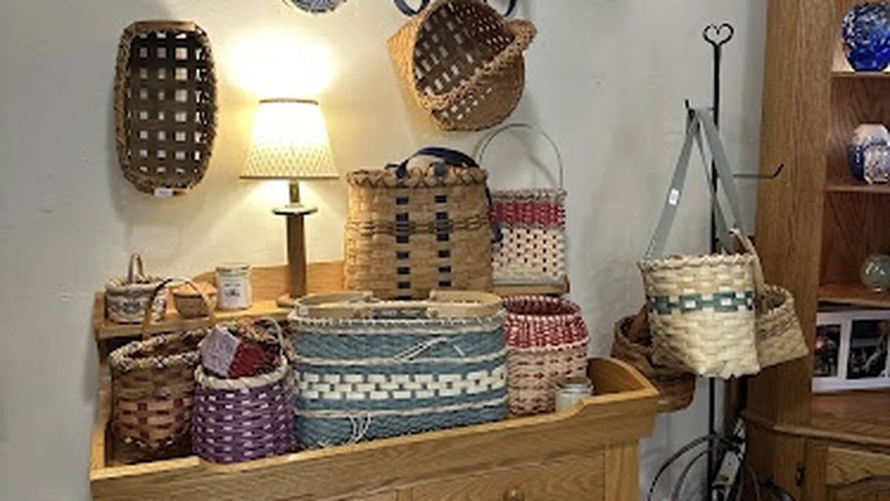 Consignment store in Mays Landing, New Jersey: The Creative Collective by JBF