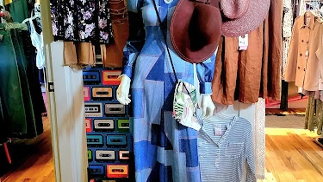 Consignment store in Hailey, Idaho: The Dollhouse Consignment Boutique