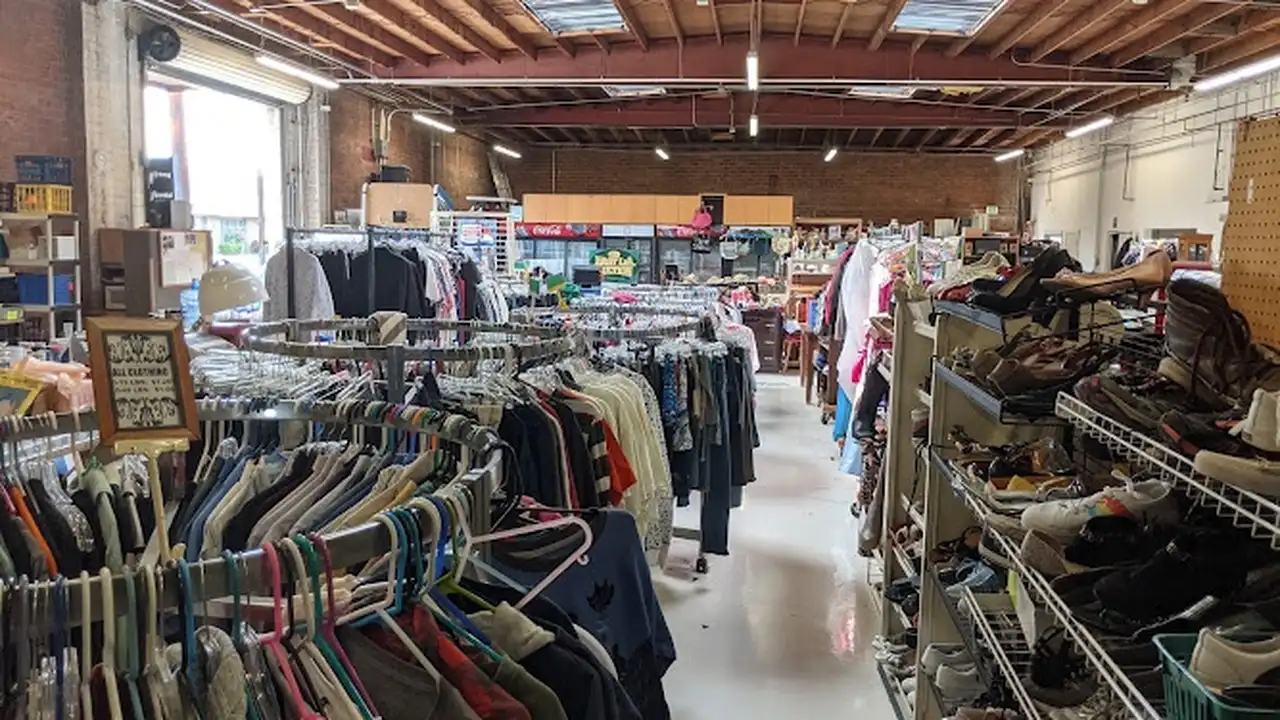 Consignment store in City of Industry, California: The East L.A. Auction Company
