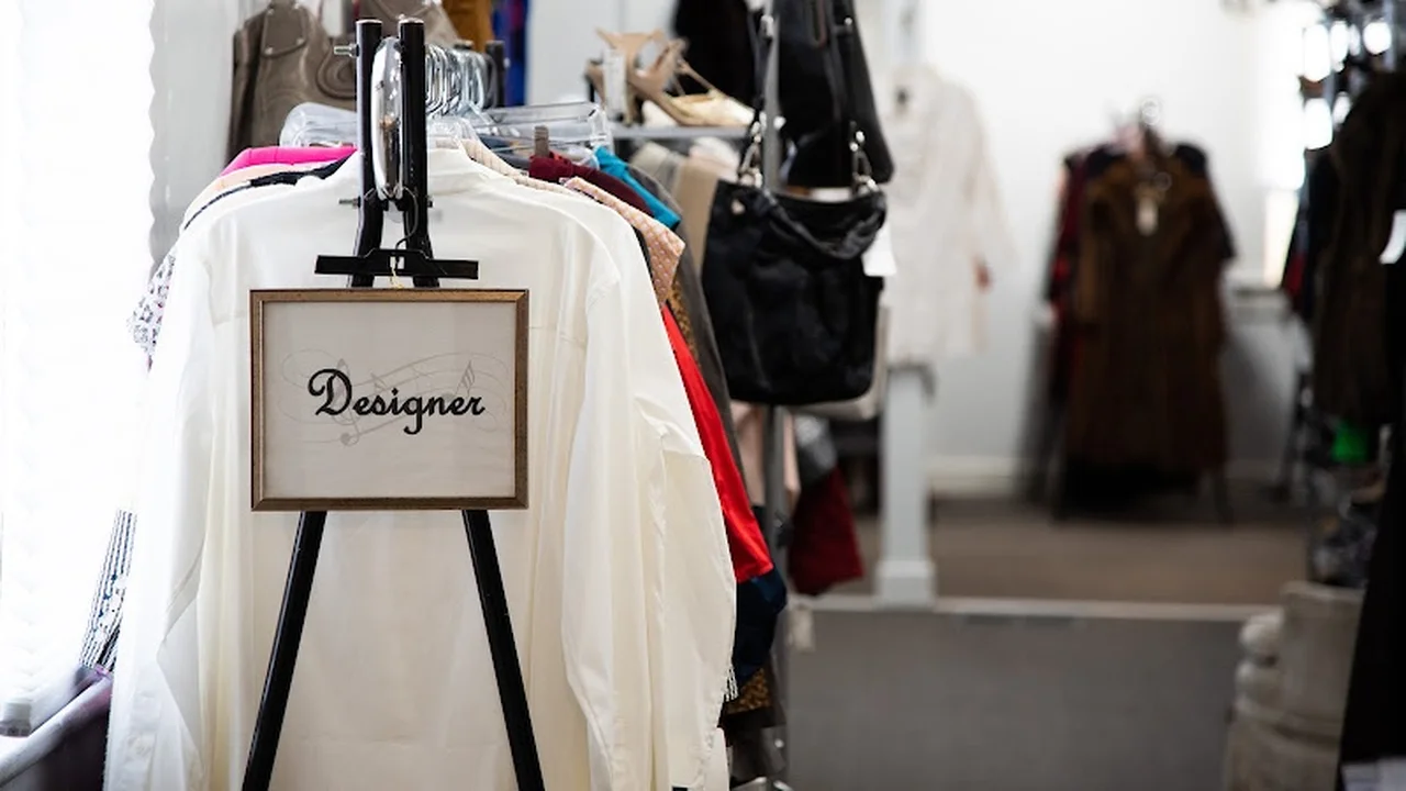 Consignment store in New Orleans, Louisiana: The Encore Shop