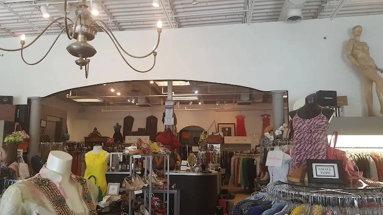 Consignment store in Alpharetta, Georgia: The Finer Consigner