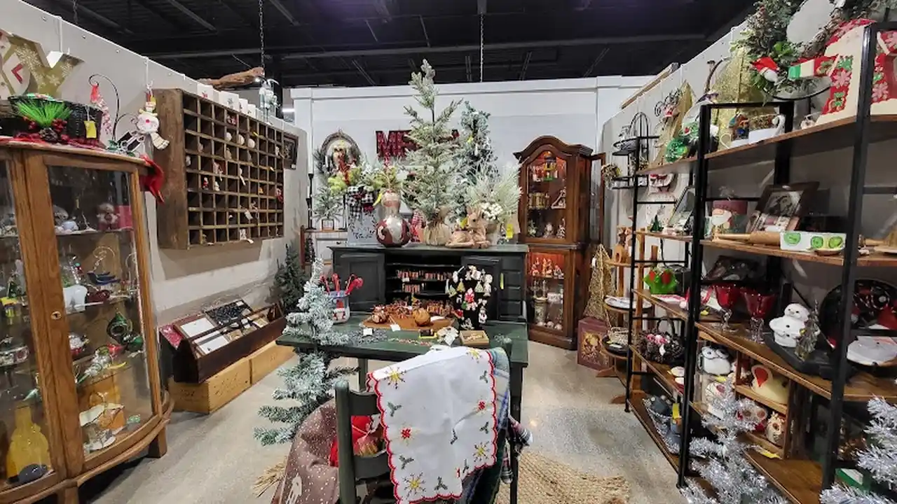Consignment store in Perrysburg, Ohio: The Gilded Exchange