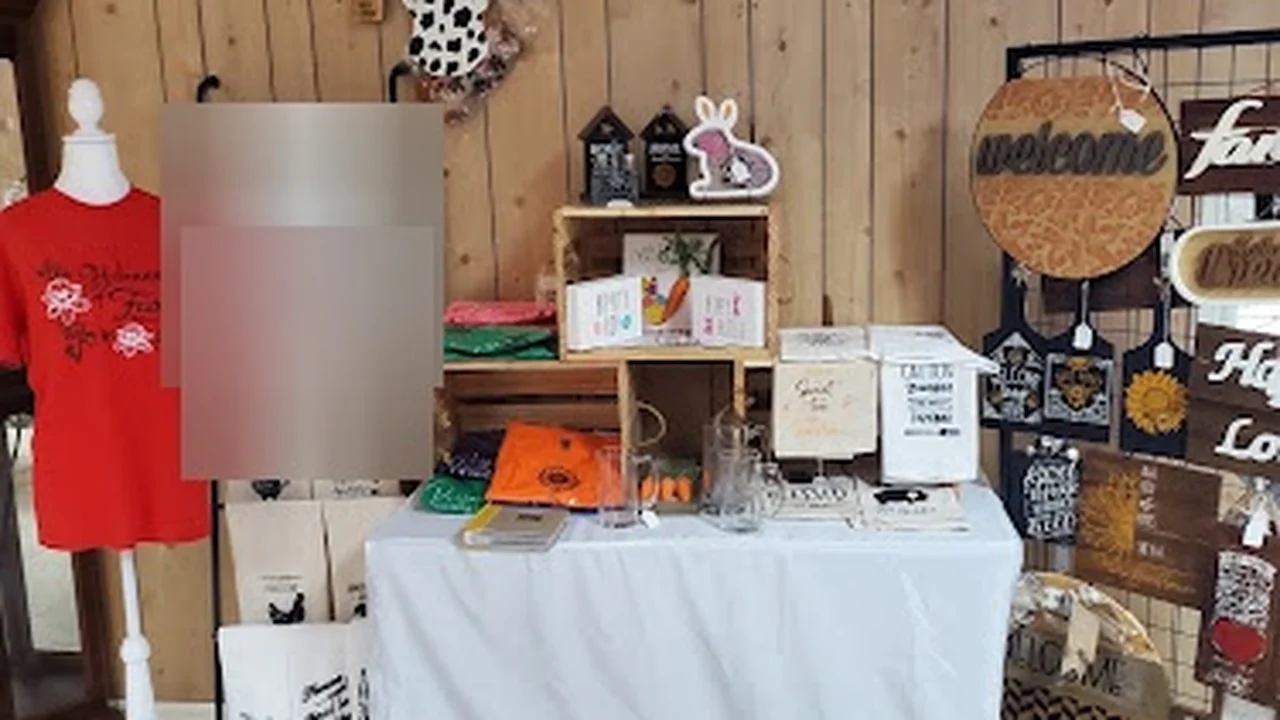 Consignment store in Mantachie, Mississippi: The Hotspot Consignment and Gifts