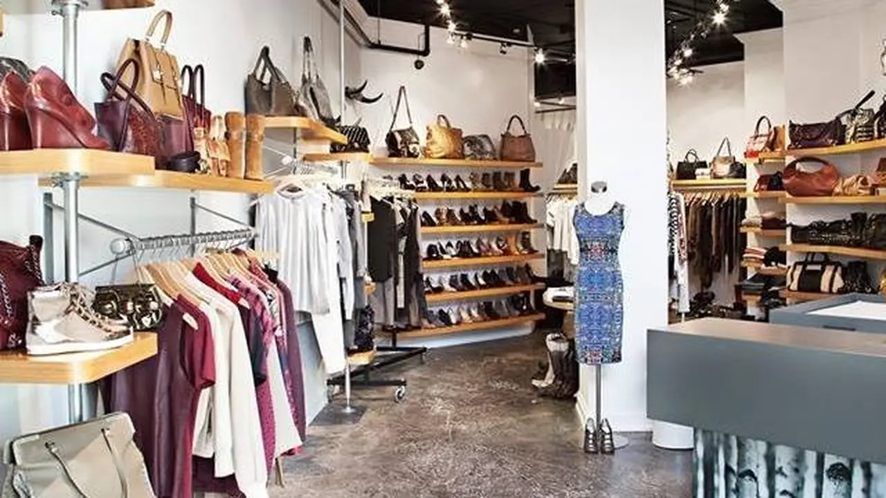 Consignment store in Aspen, Colorado: The Little Bird