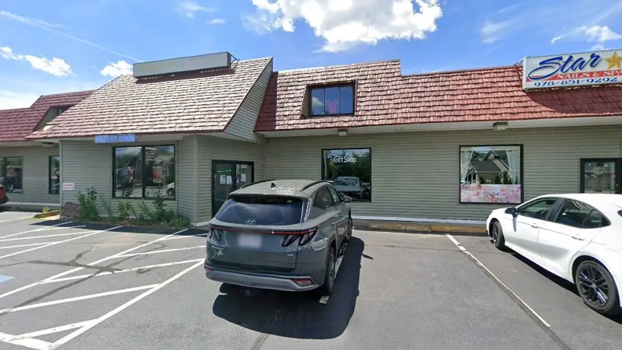 Consignment store in Tewksbury, Massachusetts: The Loft on Main