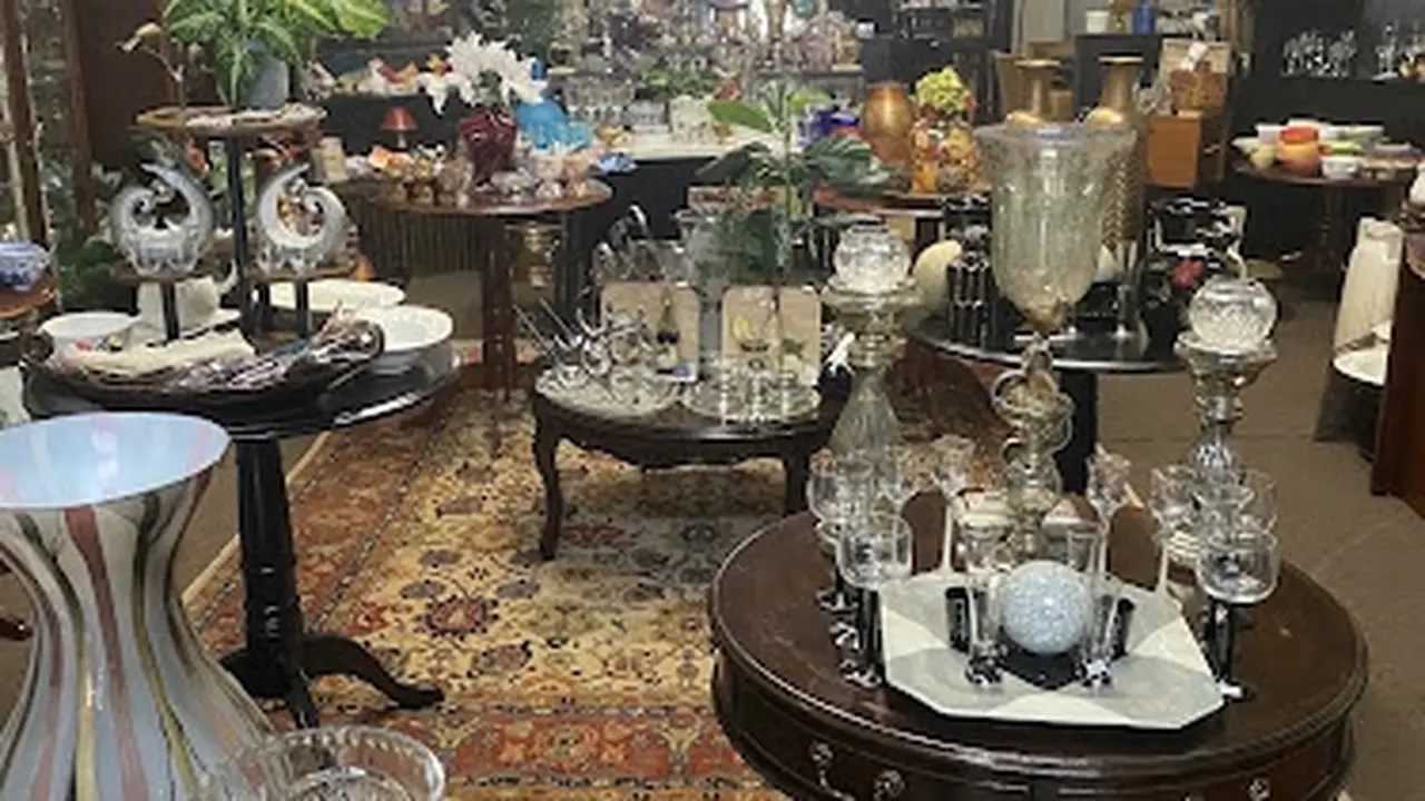 Consignment store in Pittsburgh, Pennsylvania: The Memory Loft