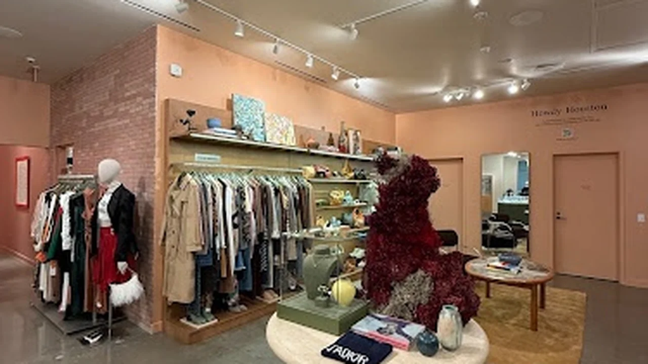Consignment store in Houston, Texas: The RealReal