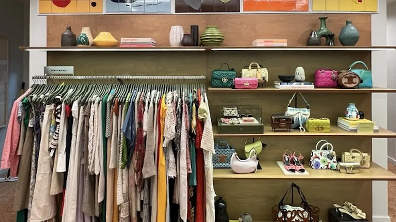 Consignment store in Miami, Florida: The RealReal