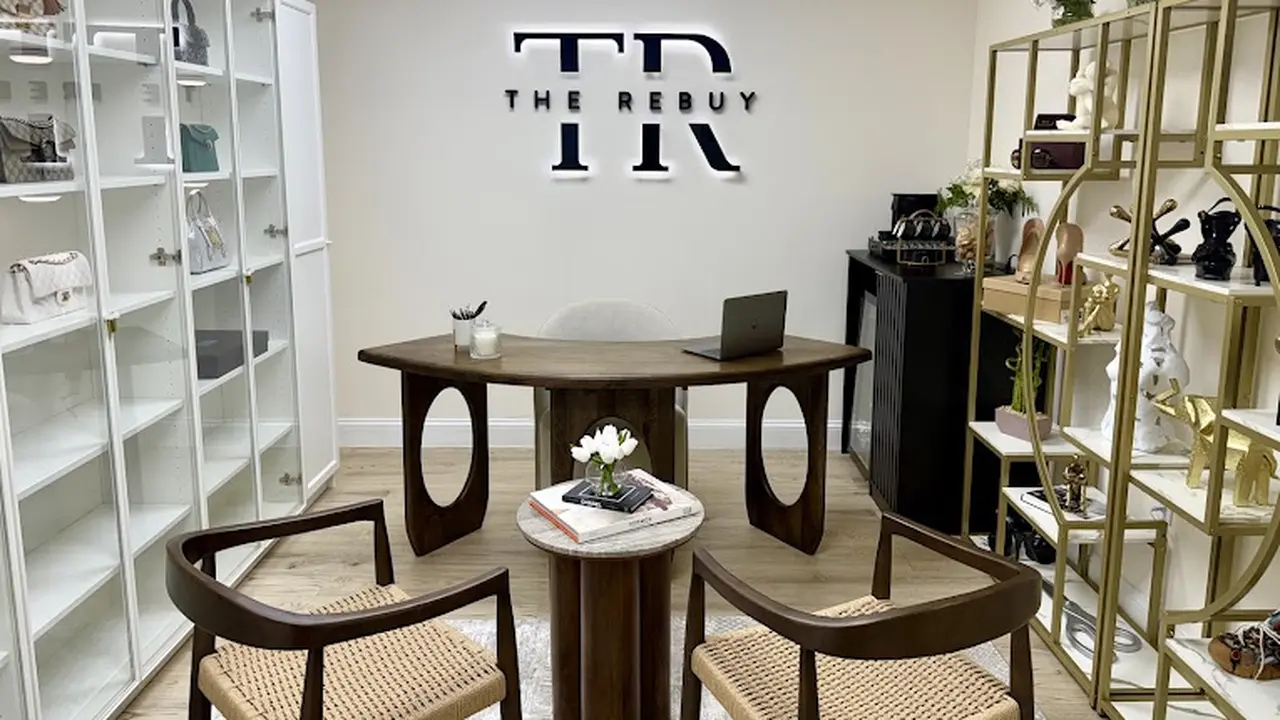 Consignment store in Doral, Florida: The Rebuy