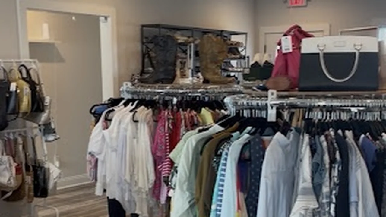 Consignment store in Bowling Green, Kentucky: The Refind Rack