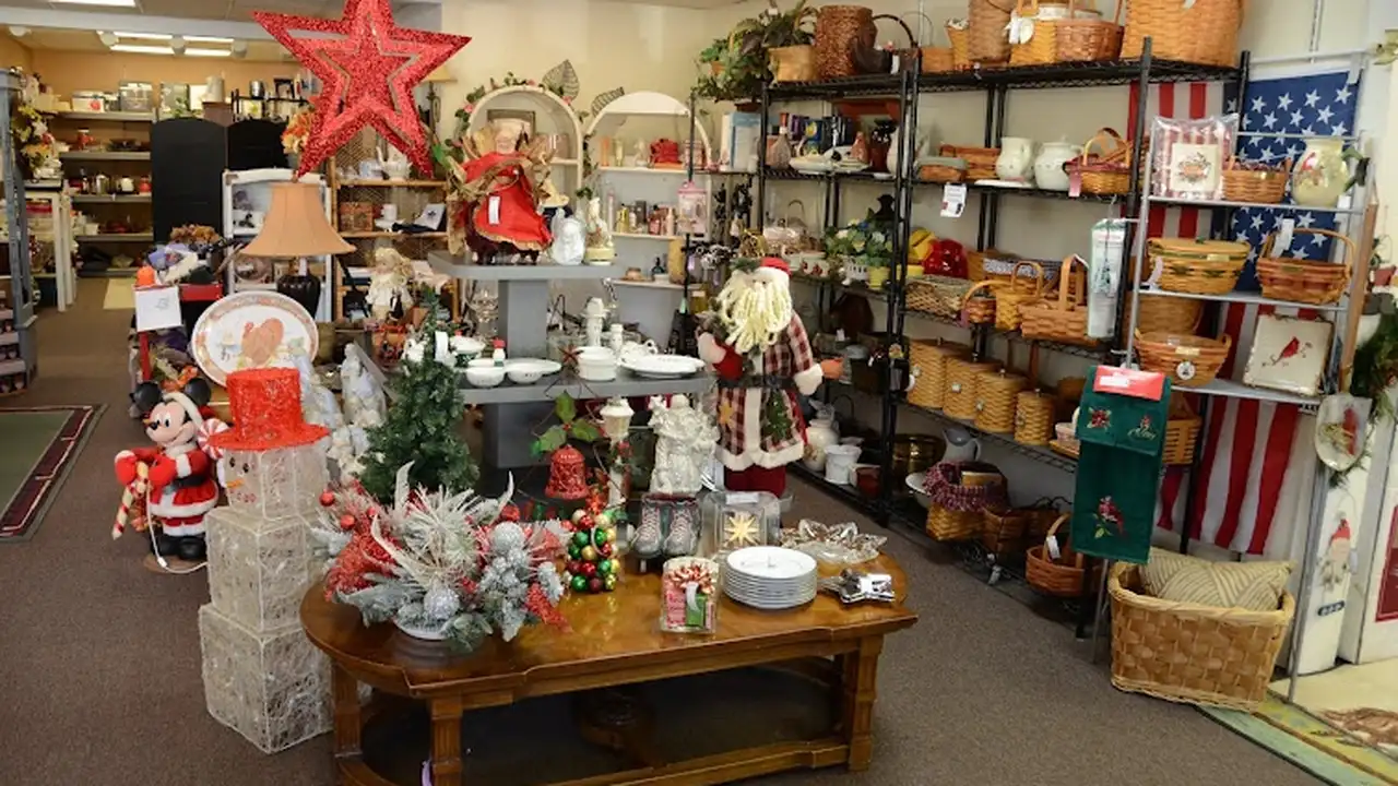 Consignment store in Moline, Illinois: The Resale Consignment Shop