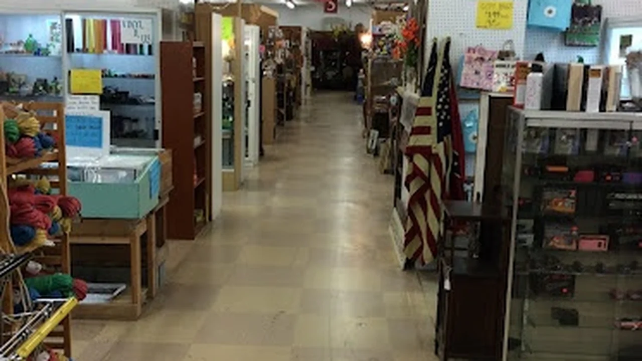 Consignment store in Paducah, Kentucky: The Shed Vendor Mall